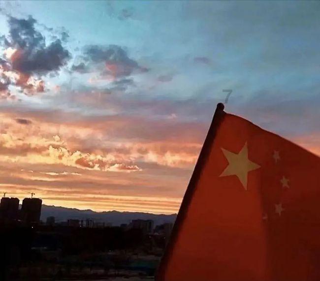网红海鲜电商随意篡改生产日期被曝，行业内部存在哪些问题？游戏画面